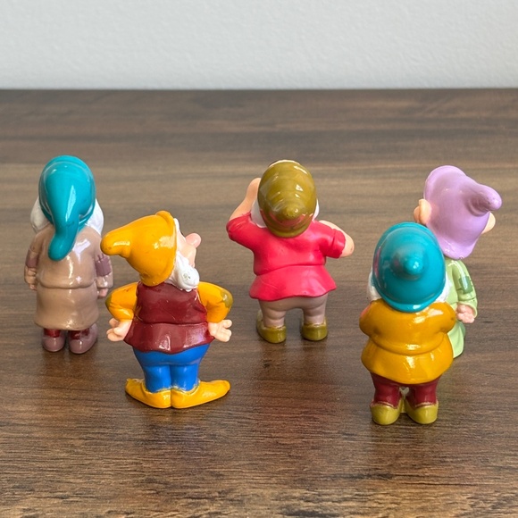 VINTAGE 1993 DISNEY Snow White Seven Dwarves toy figures Mattel Cake Toppers x 5 - Picture 4 of 11
